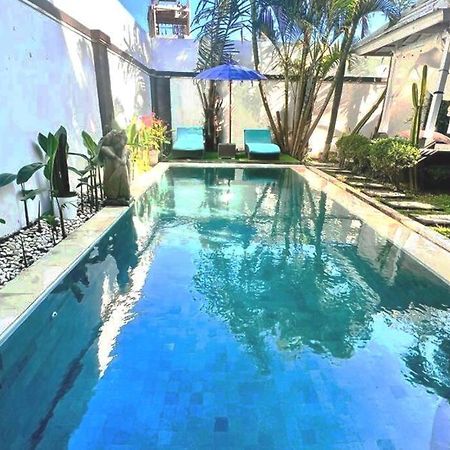 Villa Lingkar 89A Canggu Eksteriør billede