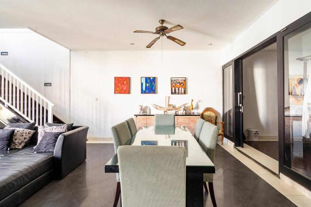 Villa Lingkar 89A Canggu Eksteriør billede