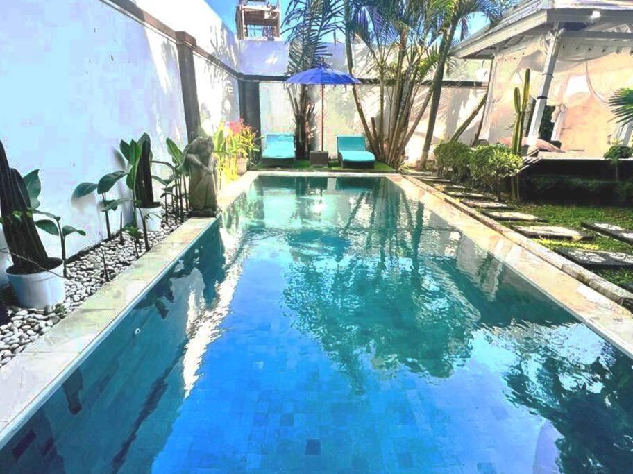 Villa Lingkar 89A Canggu Eksteriør billede